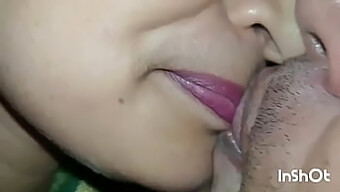 El Sensual Encuentro De Lalitha Bhabhi Con Su Amante En Un Video Porno Indio