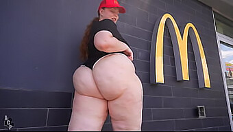 Mia Dior Secures A New Job After Being Fired From Mcdonald'S By Impressing The Hiring Manager In Bed